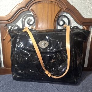 Coach Signature HUGE Leah Embossed Patent Leather Shoulder Tote Bag F14662 Purse